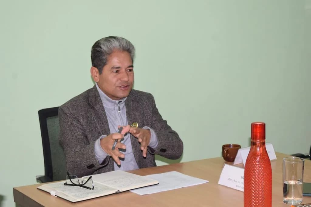 कर्णाली मन्त्रिपरिषद्को पहिलो बैठकले तलबमान, राजस्व विधेयक र कर्मचारी व्यवस्थापनसम्बन्धी निर्णय गर्यो