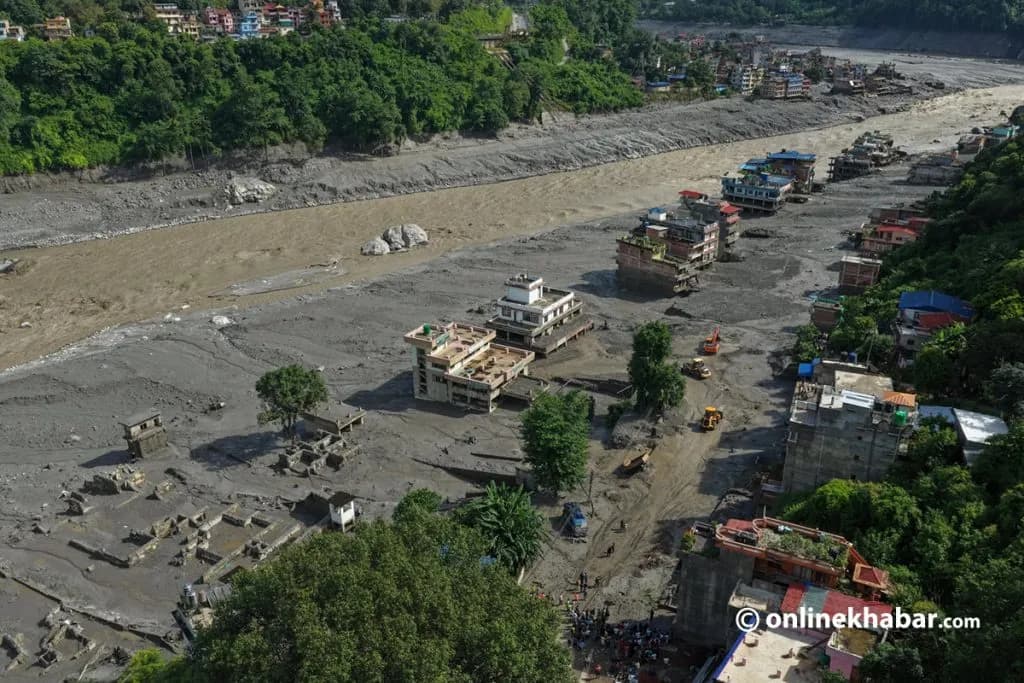 रसुवा बाढीमा बेपत्ता २७ प्रहरीको सूची सार्वजनिक, एक जनाको शव फेला